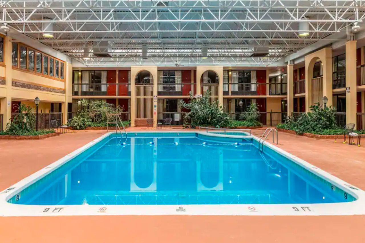 Quality Inn Newport Dış mekan fotoğraf