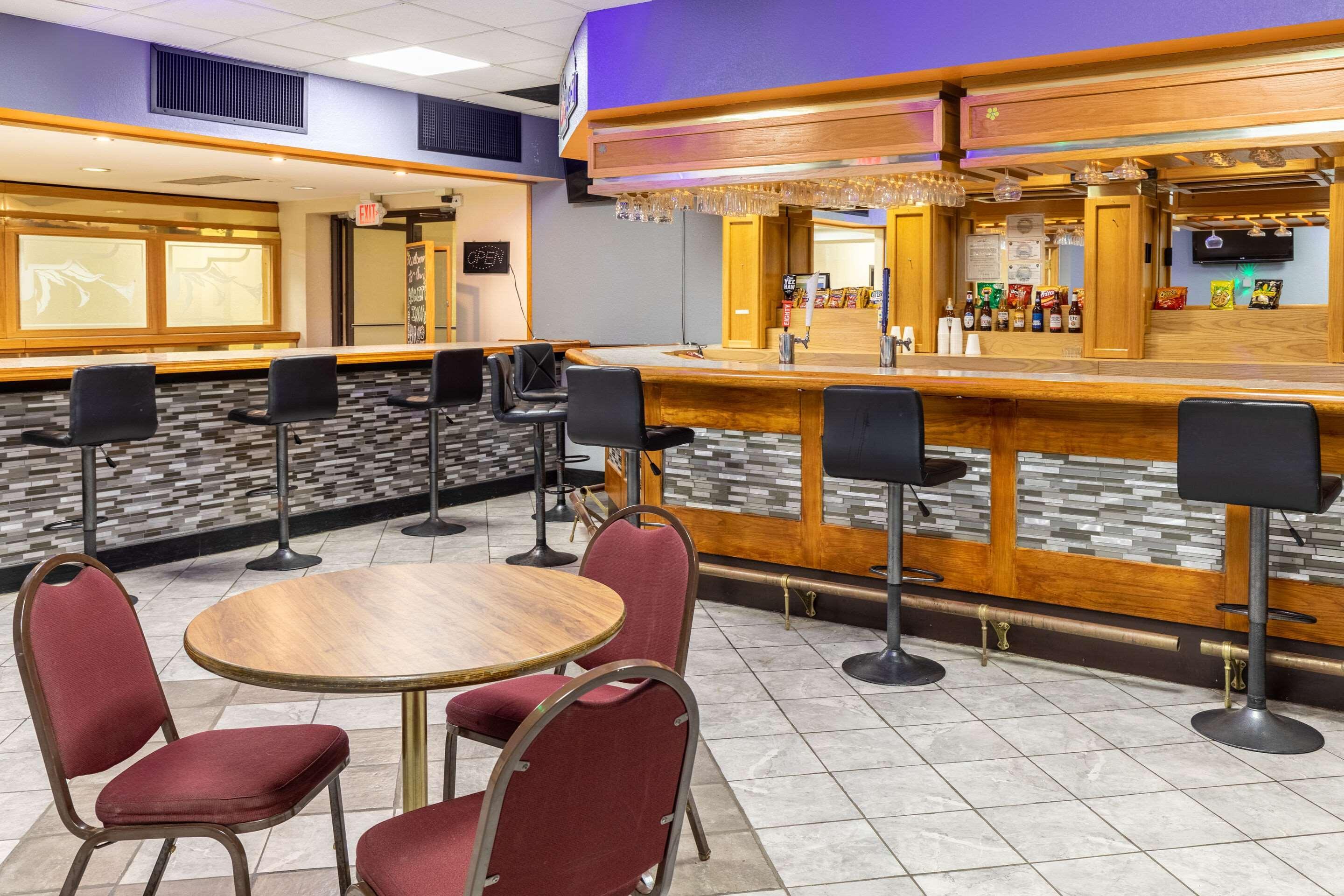 Quality Inn Newport Dış mekan fotoğraf